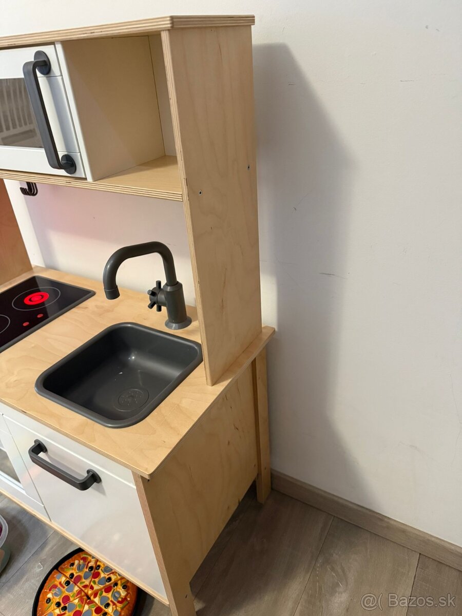 Kuchynka Ikea Duktig s prislusenstvom - 2