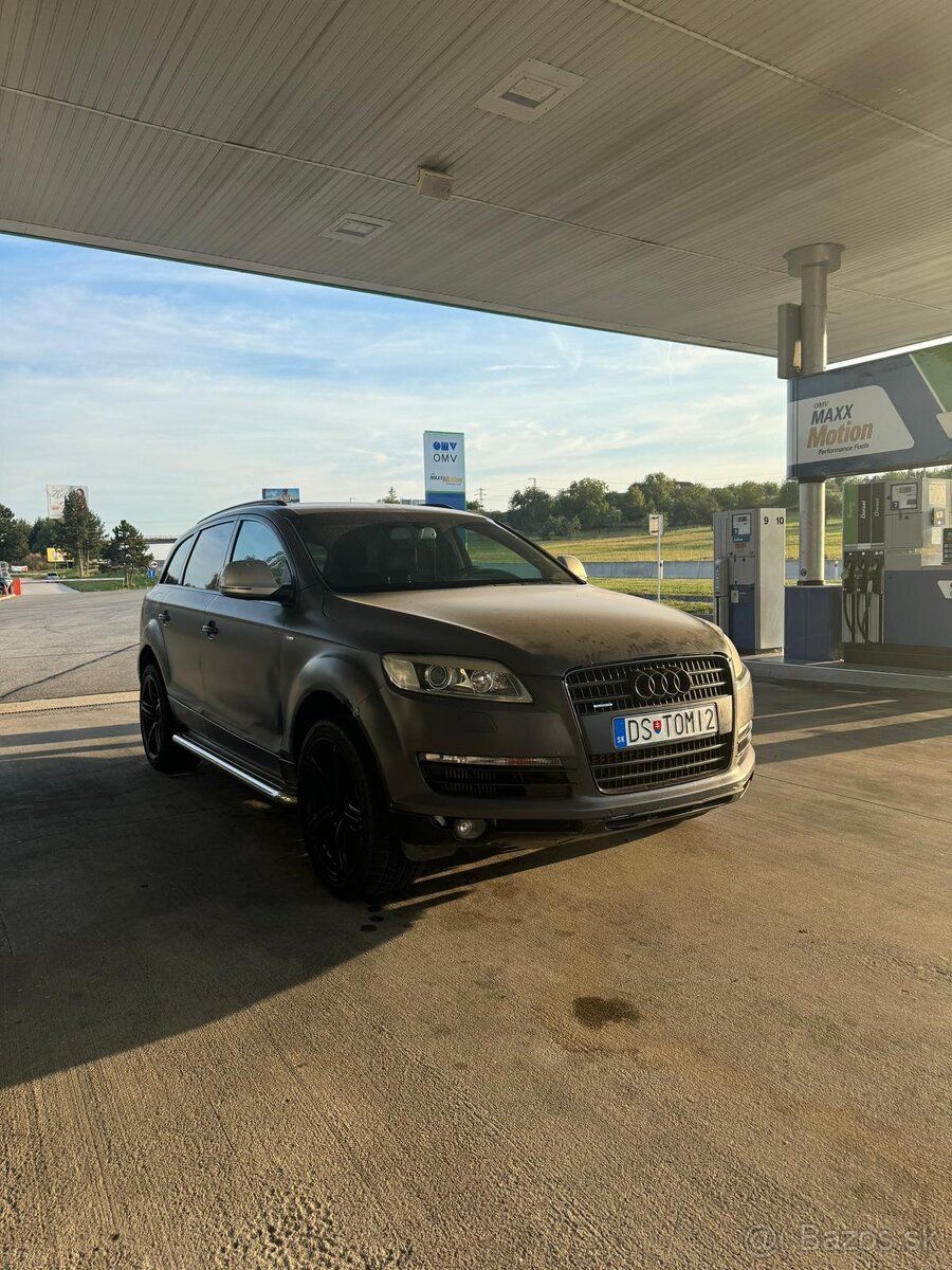 Audi Q7 - 2