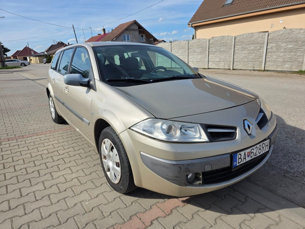 Renault Megane - 2