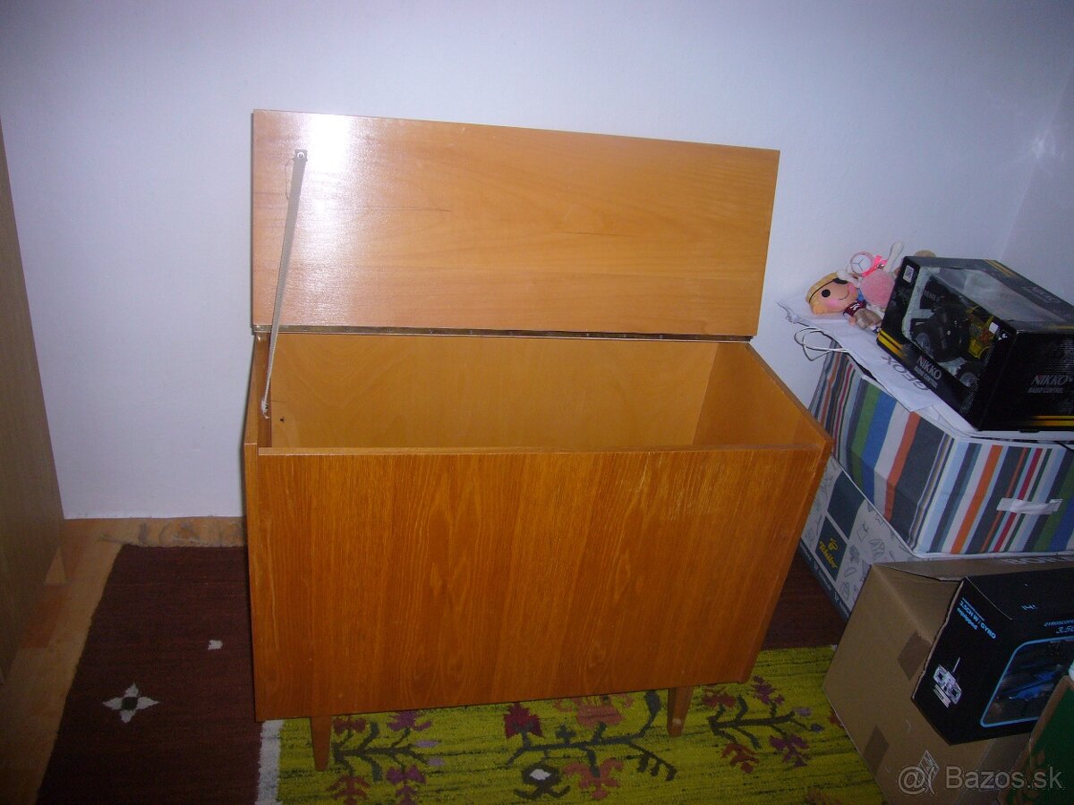 perinák retro - 2