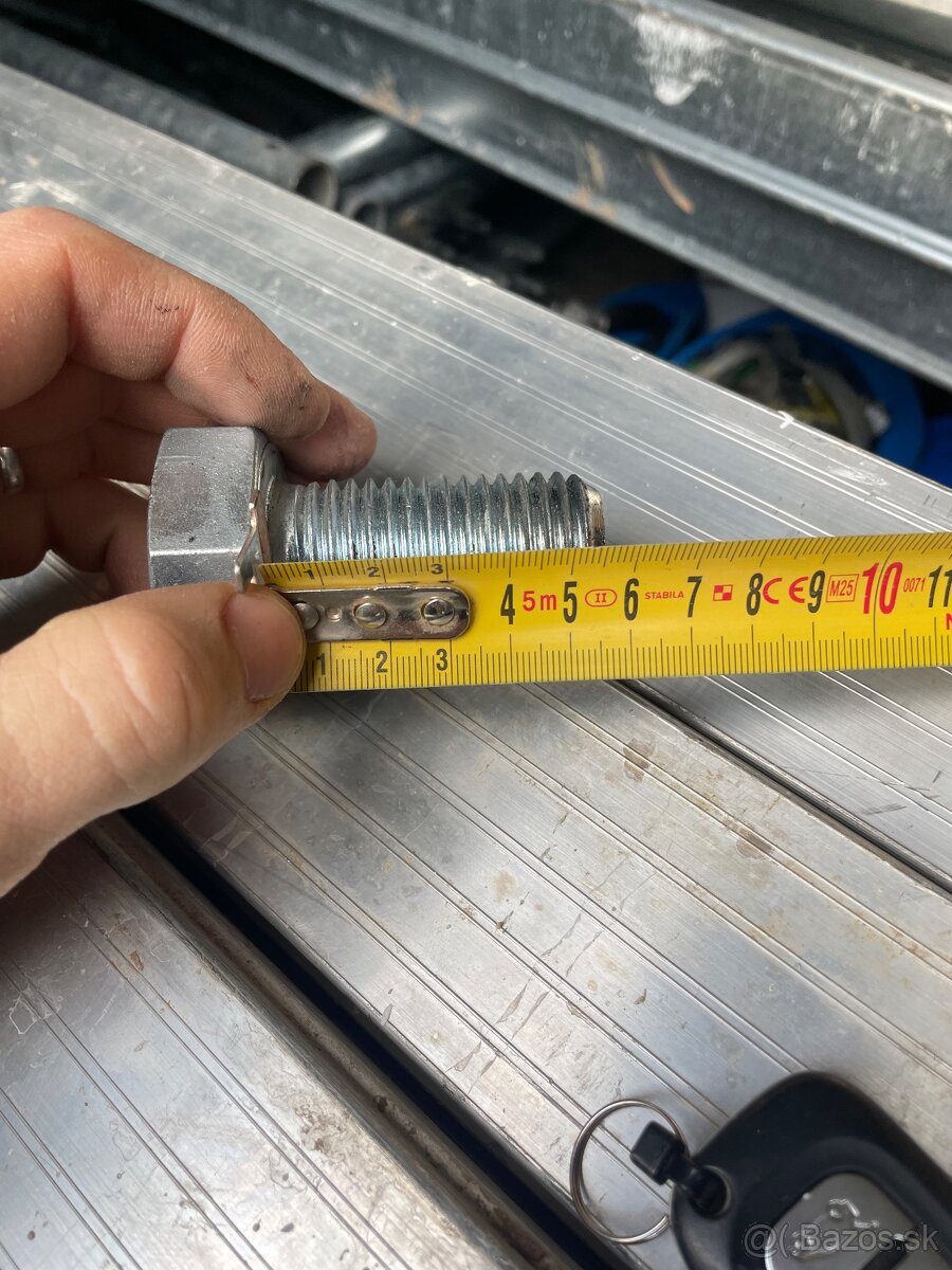Skrutka M30x55 mm - 2