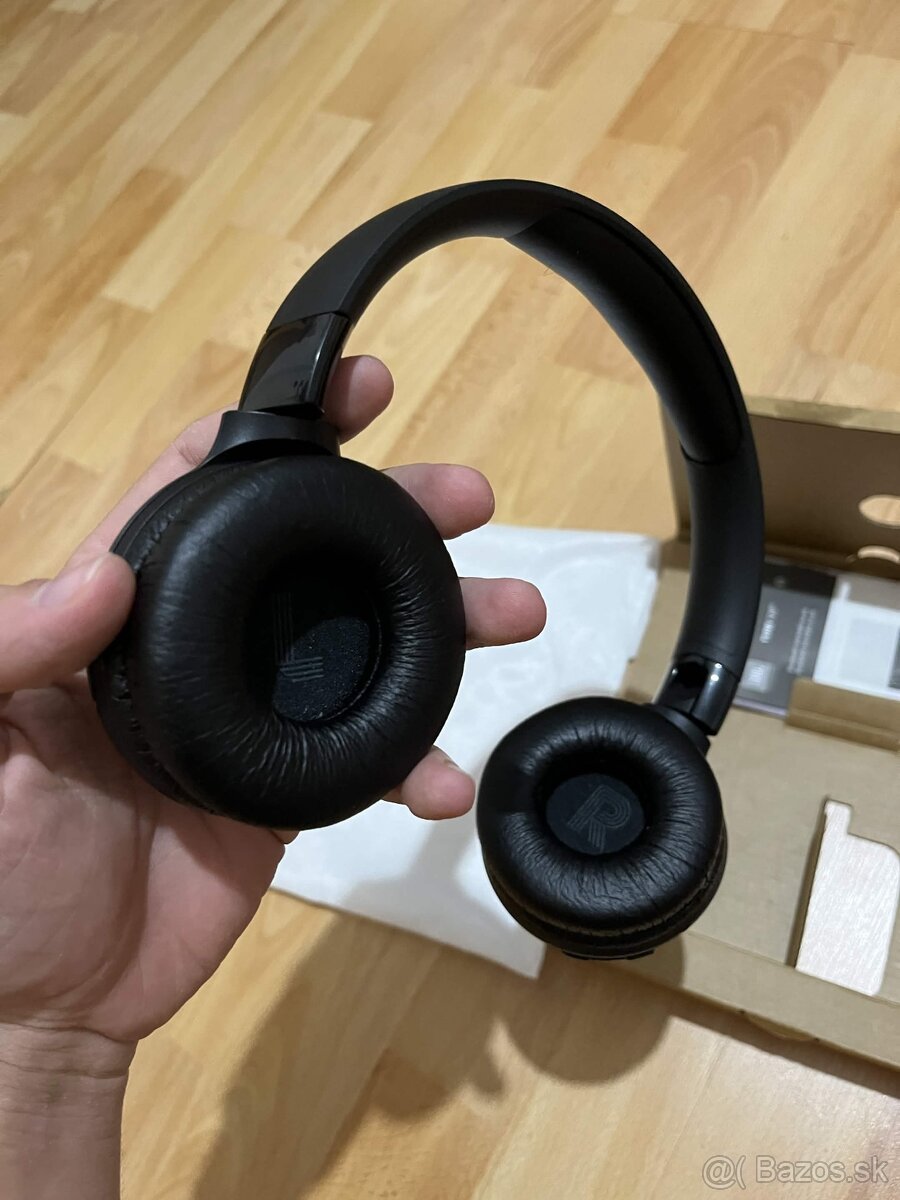 JBL Tune 520BT - 2