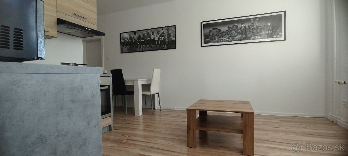 Reprezentatívny, 2. izbový, zariadený byt v TOP lokalite - 2