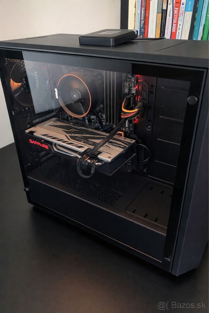 Stolový počítač - 2