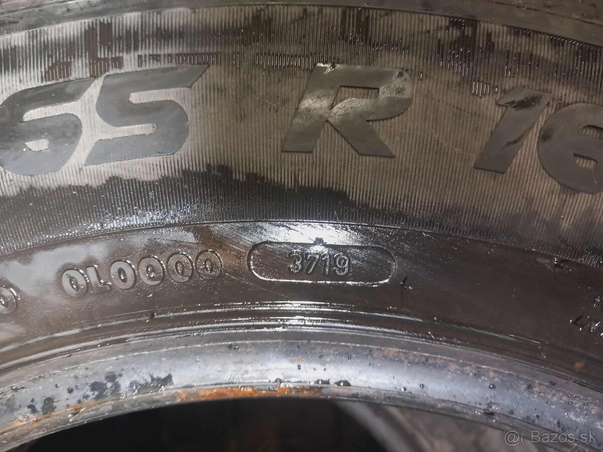 Pneumatiky zimné - Vredestein 215/65/R16C - 2