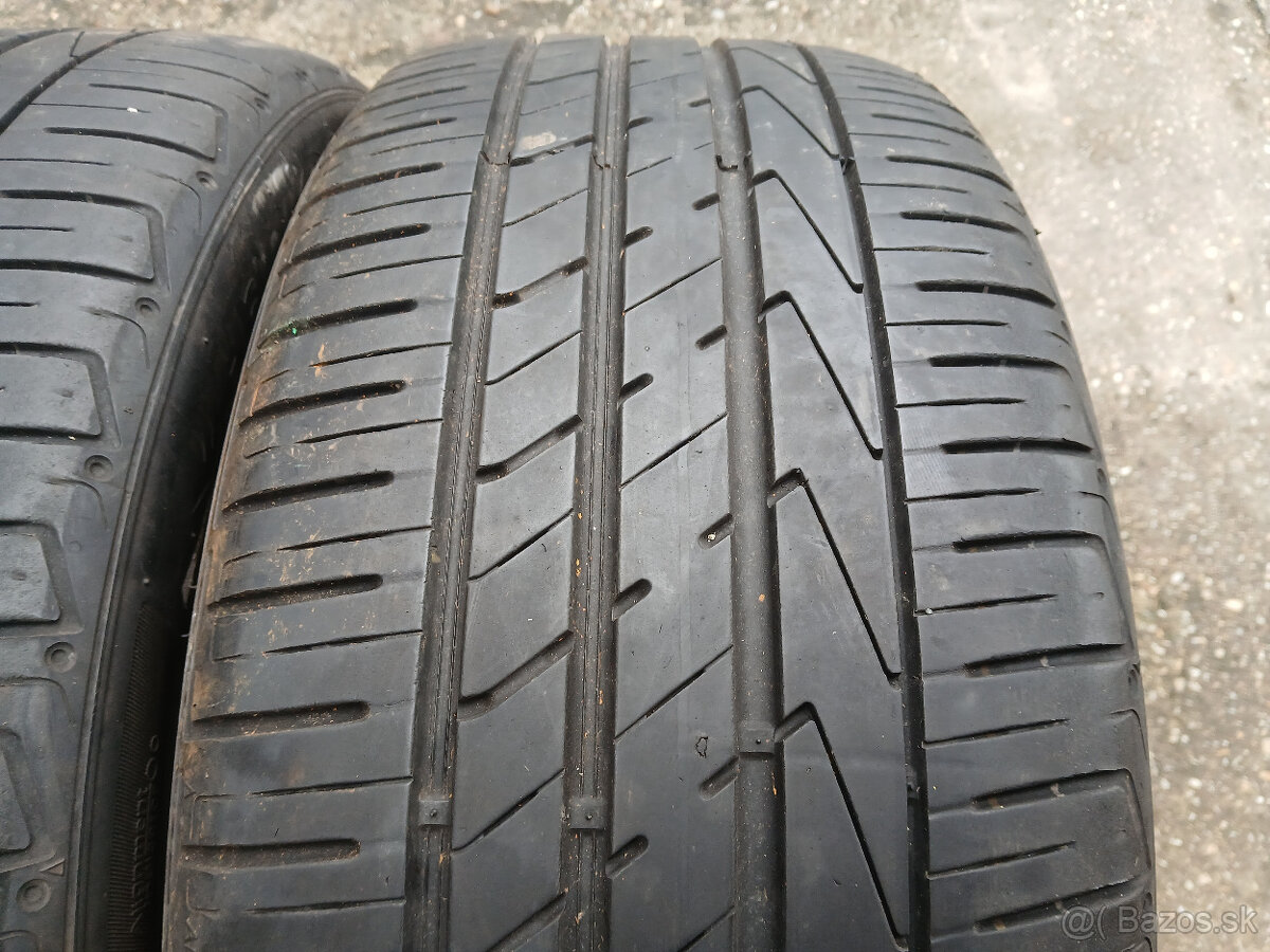 235/50 R19 -letné Hankook - 2