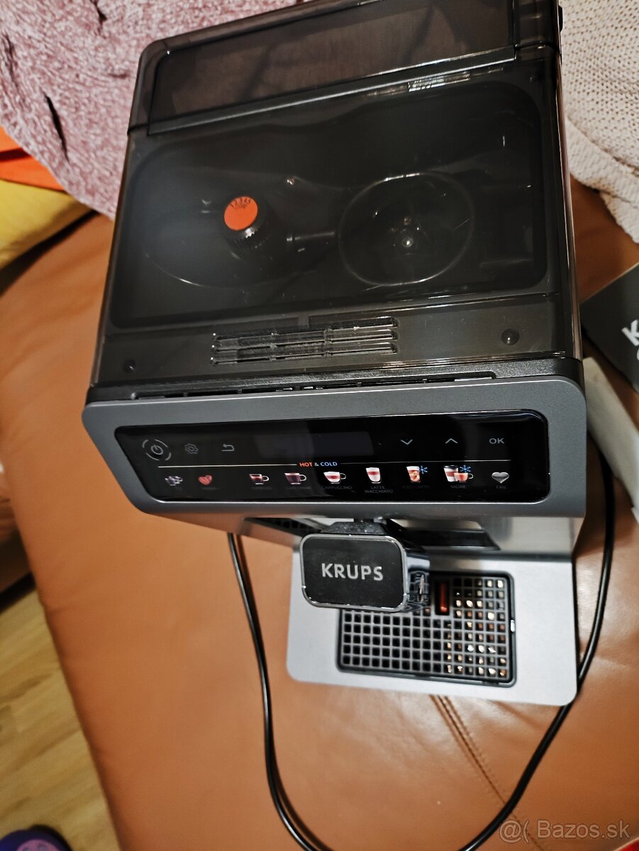 KRUPS HOT&COLD EA898GF0 - 2