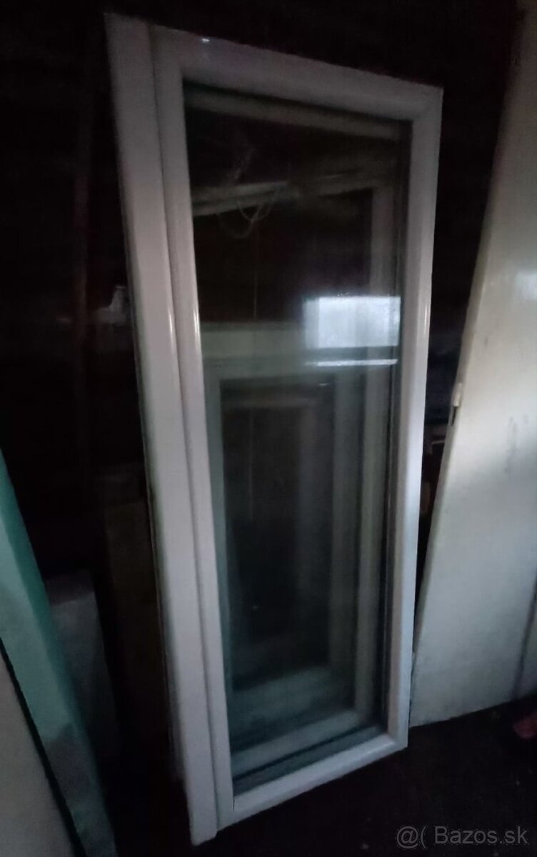 Plastové okná a strešné okná - 2