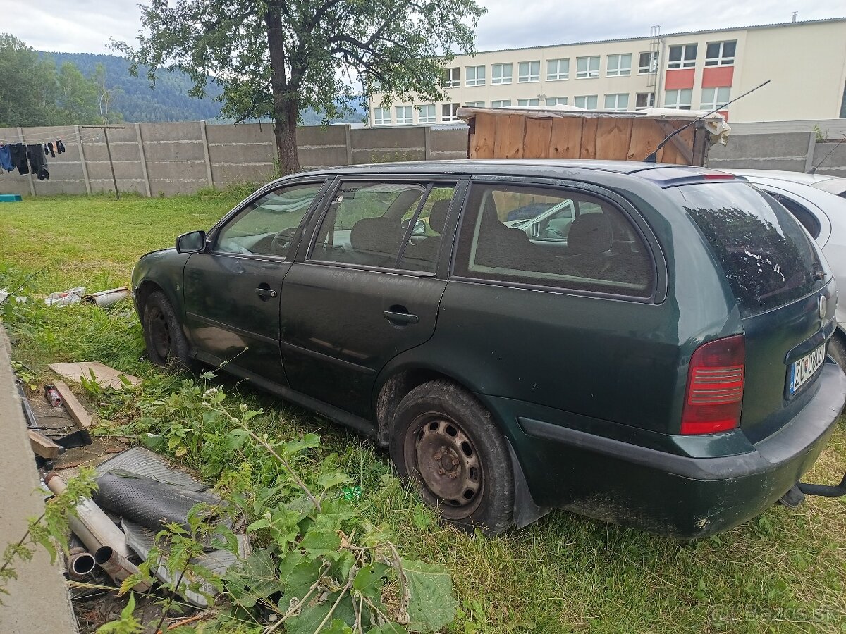 Škoda Octavia - 2