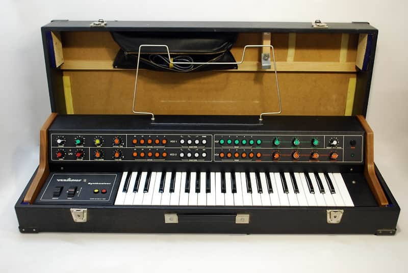 KÚPIM Vermona Synthesizer - 2