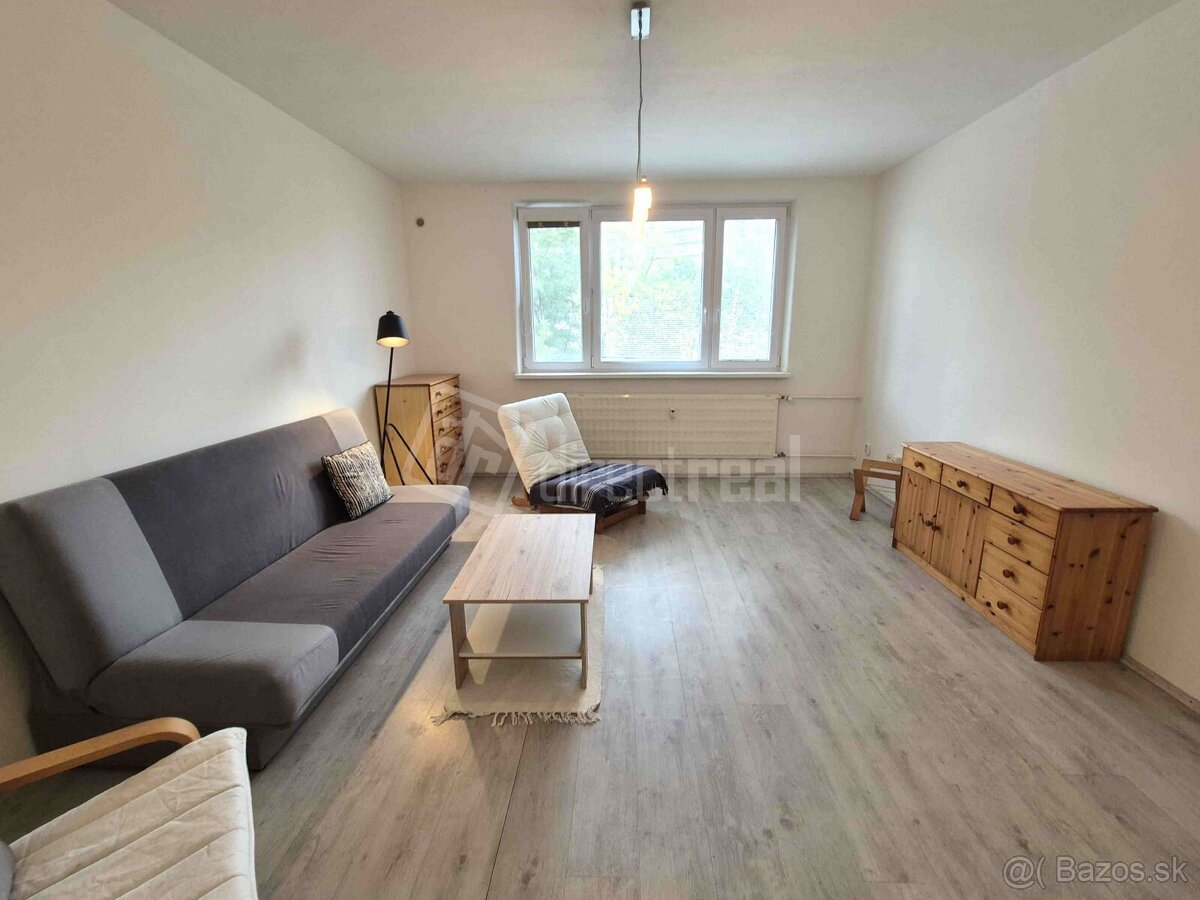 2-izbový byt v tichom prostredí Starého mesta - 2