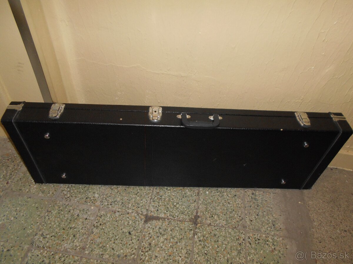 kufor na basgitaru - 2