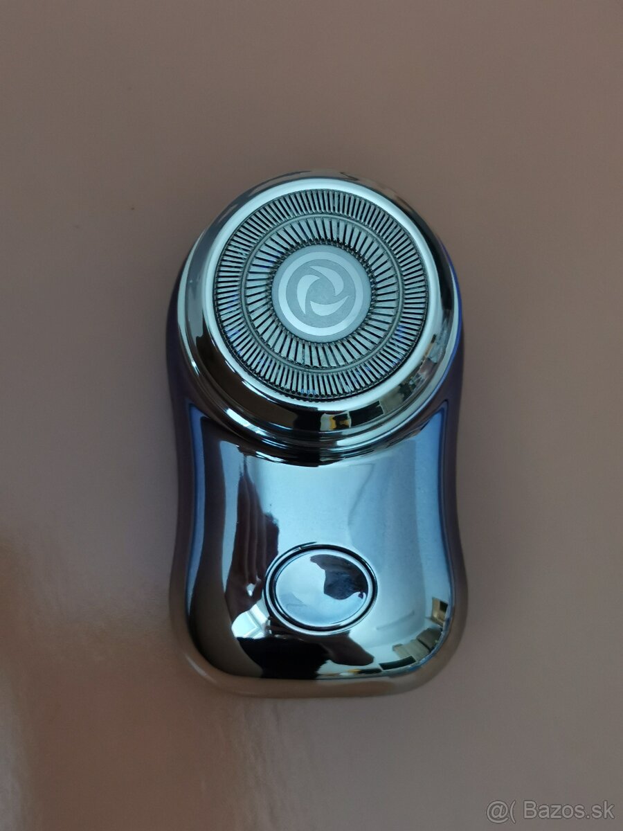 Mini cestovny holiaci strojcek - 2