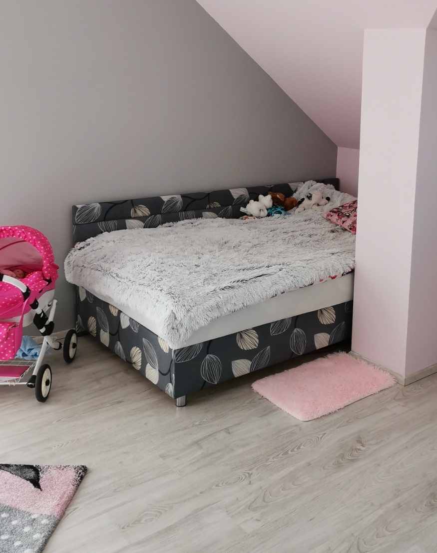 Krásna na mieru robena posteľ - 2