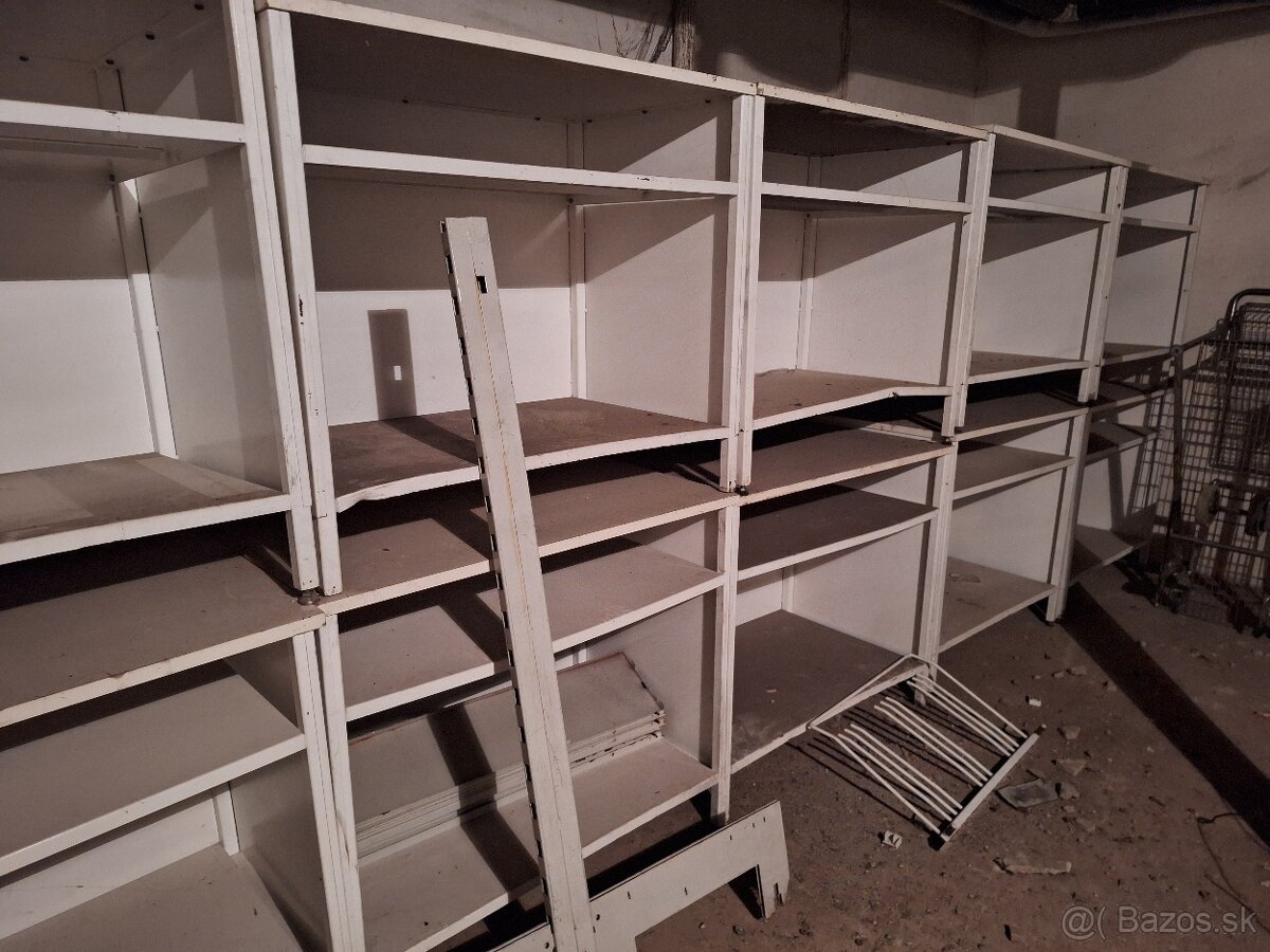 Plechovy pracovný pult - 2