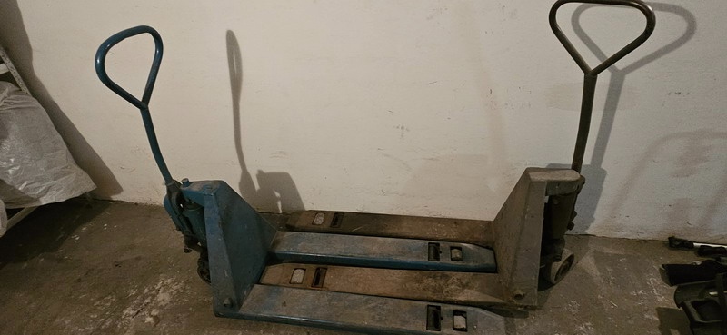 Hydraulický ručný vysokozdvižný vozík - 2