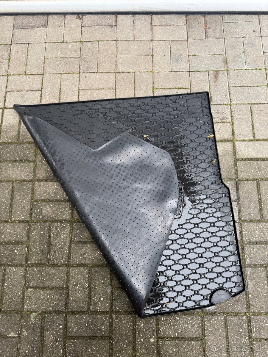 Kia Proceed gumová vana do kufru - 2