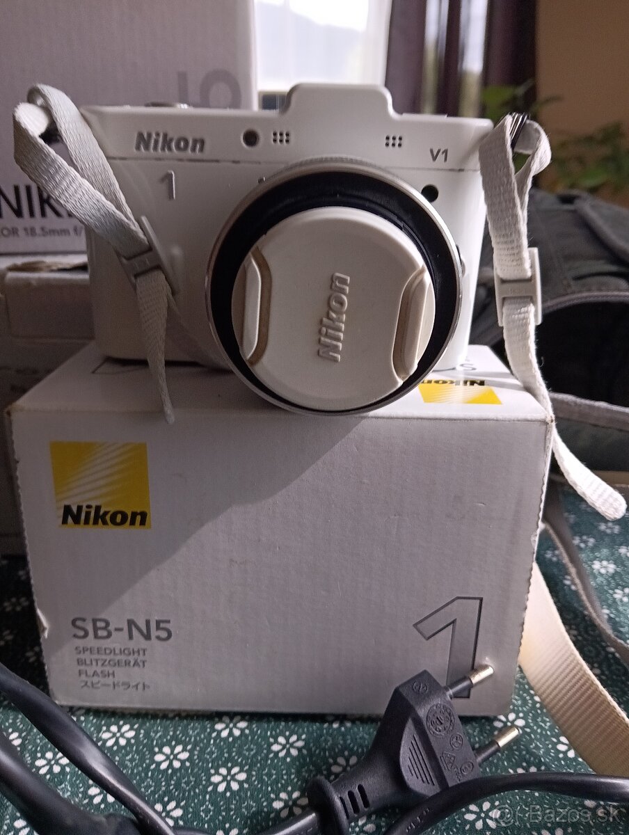 Nikon - 2