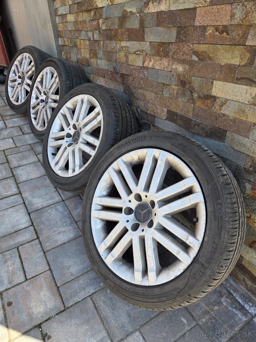 mercedes elektrony R17 - 2