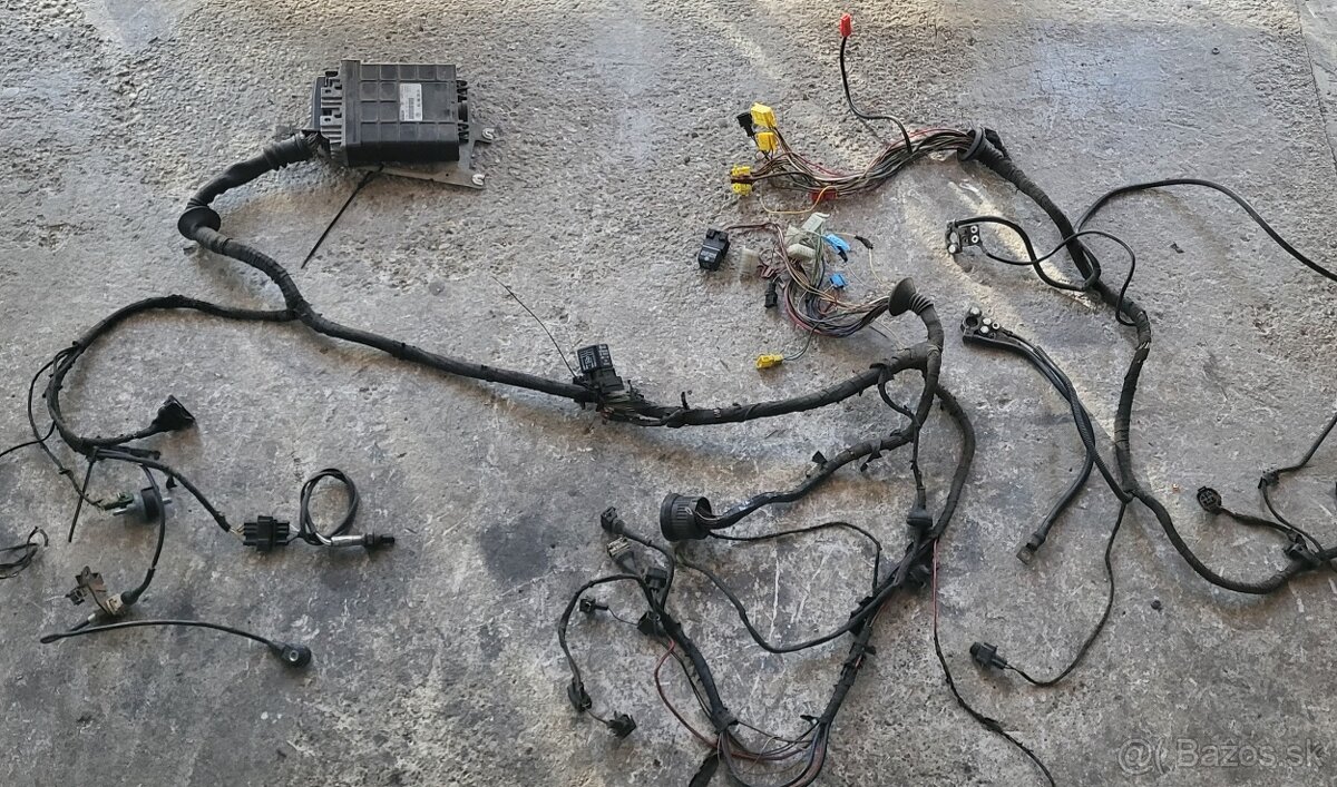 2.8 VR6 AAA Kabeláž Ecu atd. - 2