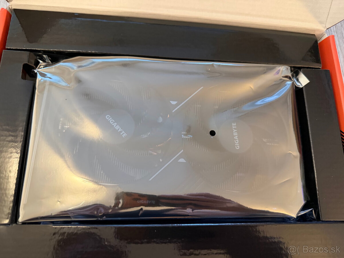 Predam Gigabyte GeForce RTX 5060 Ti WINDFORCE OC 8G - 2