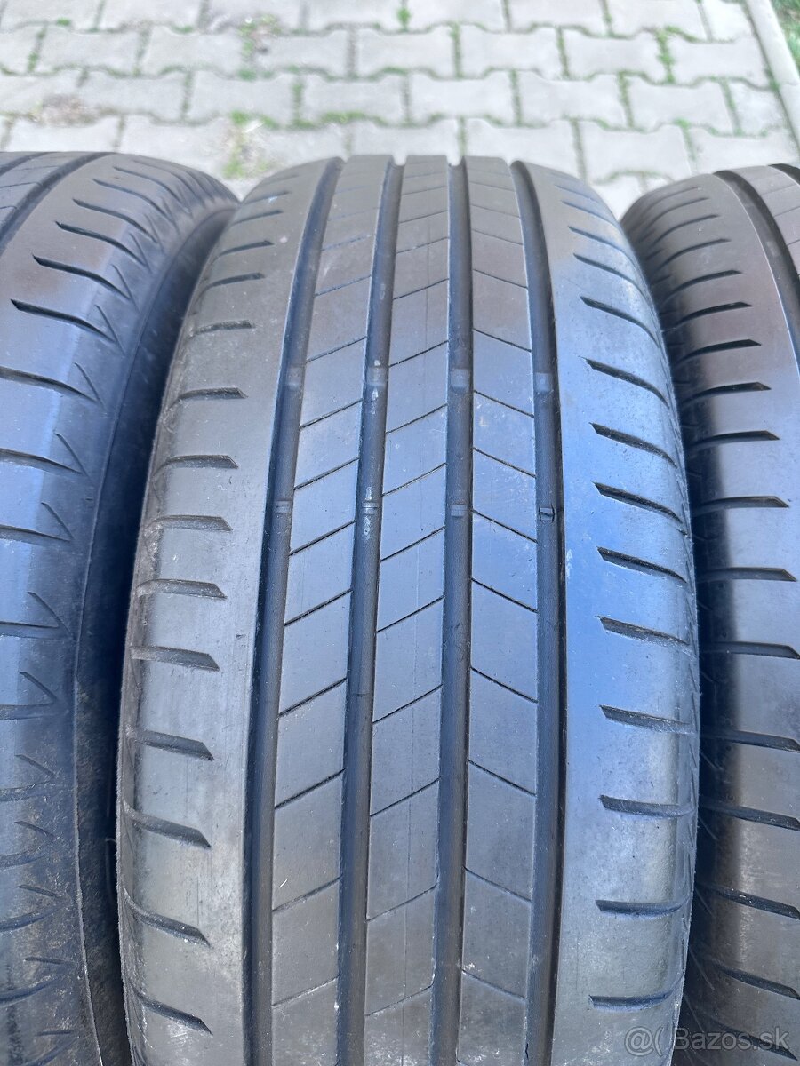 Letne pneu 215/60R17 2Ks - 2