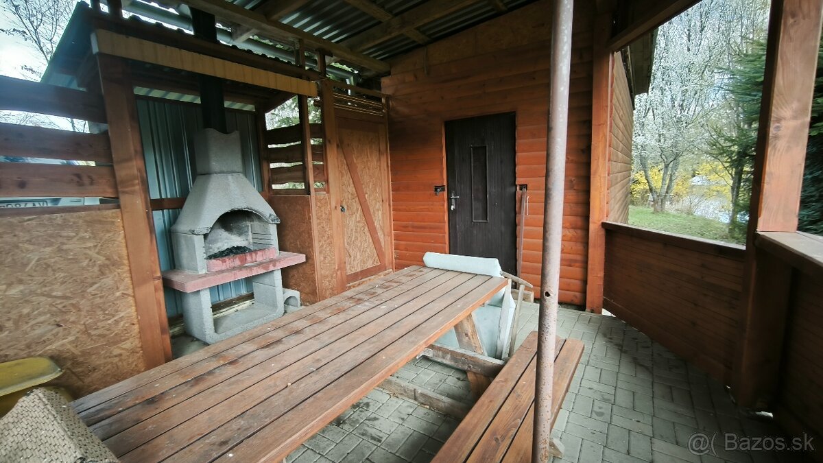 REKREAČNÉ CHATKY - UHORSKÉ - 2