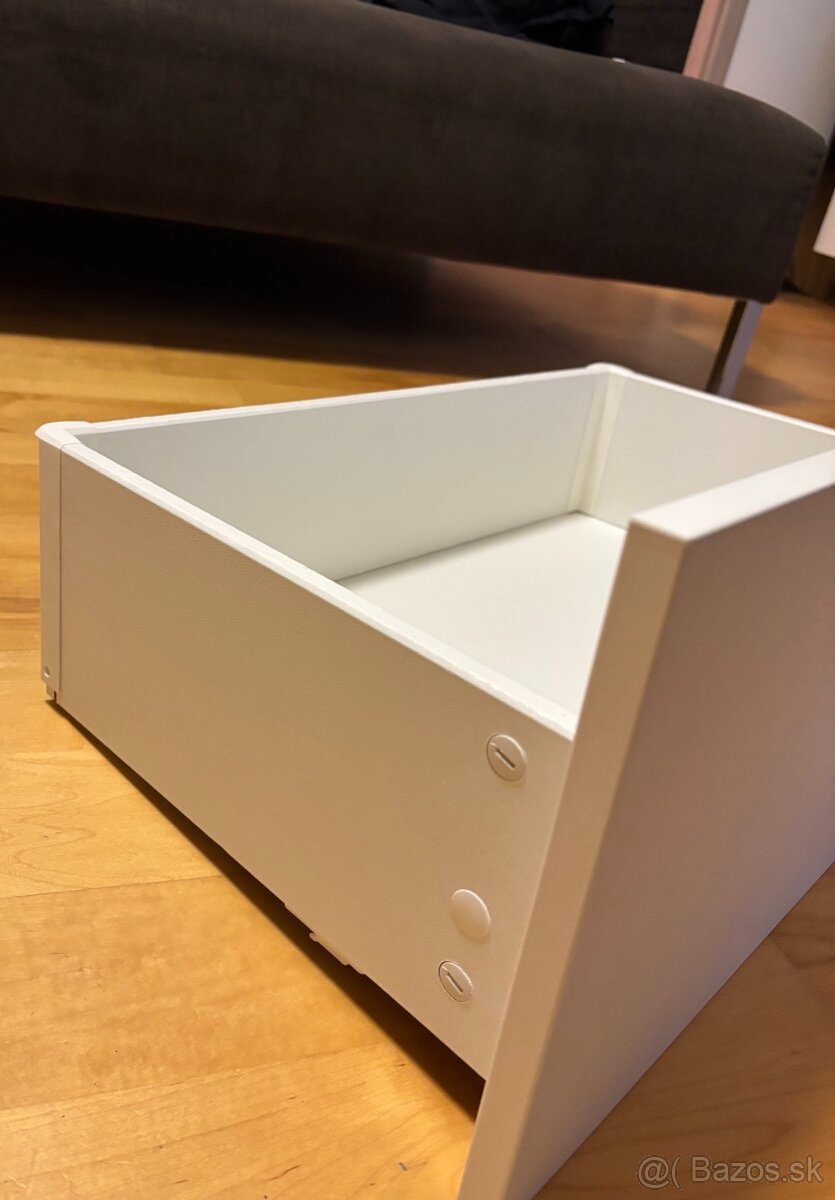Predam diely IKEA BESTA - 2