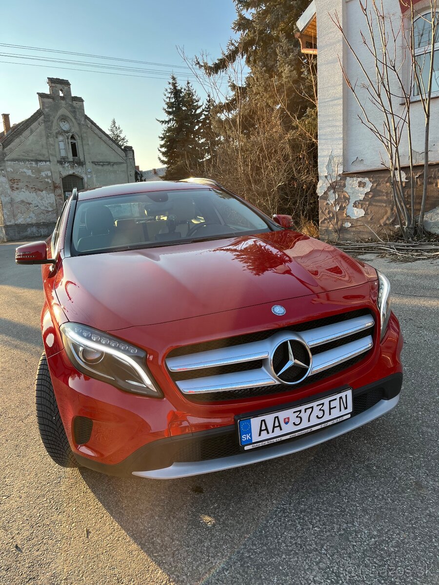 Mercedes Benz GLA 1.6 benzin - 2