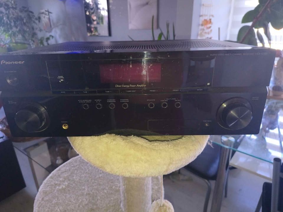Pioneer vsx 519v. - 2