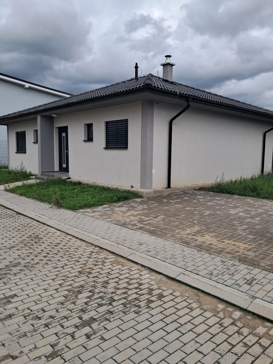 Dom v Trencine za bezkonkrencnu cenu - 2