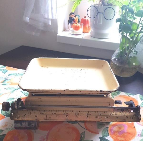 zvonce, váha, stolička, kompas, klaksón - 2