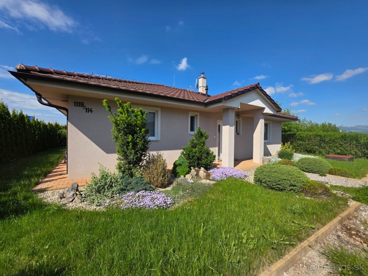 4-izbový bungalow - 100m2 + terasa 18 m2, pozemok 796 m2, Ko - 2