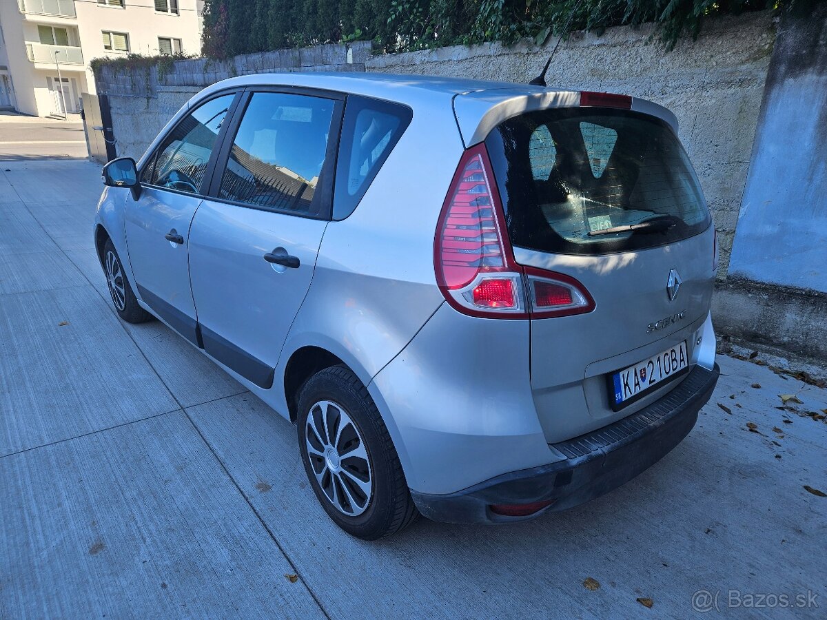 Renault Scénic 1.5 dCi Expression - 2