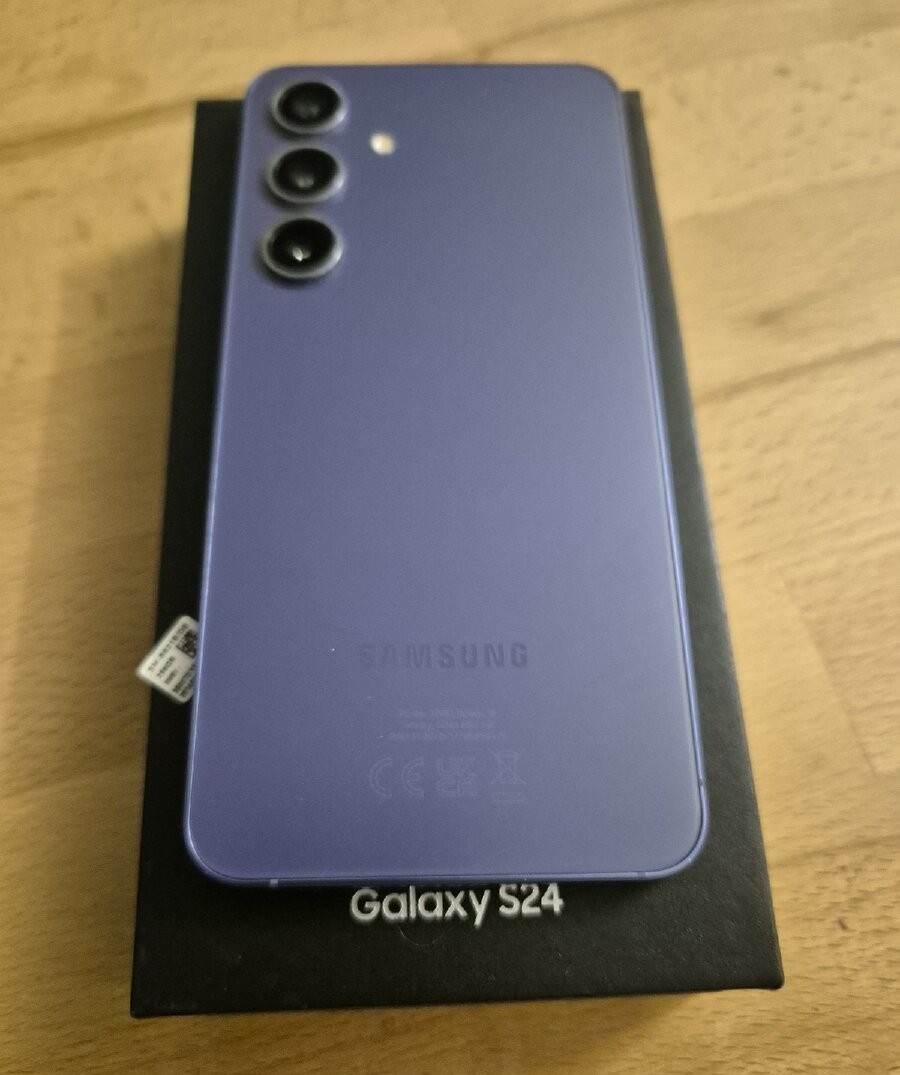 Samsung Galaxy S24 -8GB/256GB - 2