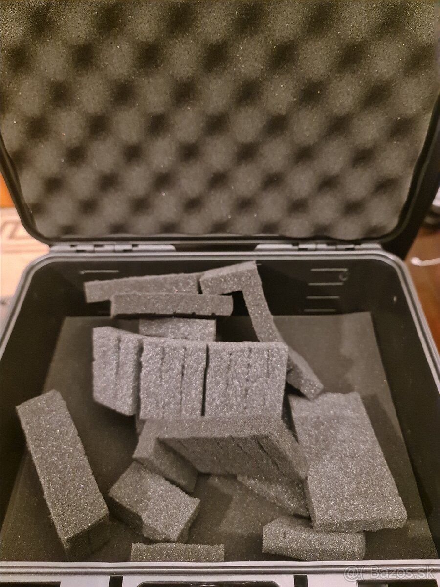 Predám 2ks kufríky z ABS plastu - 2