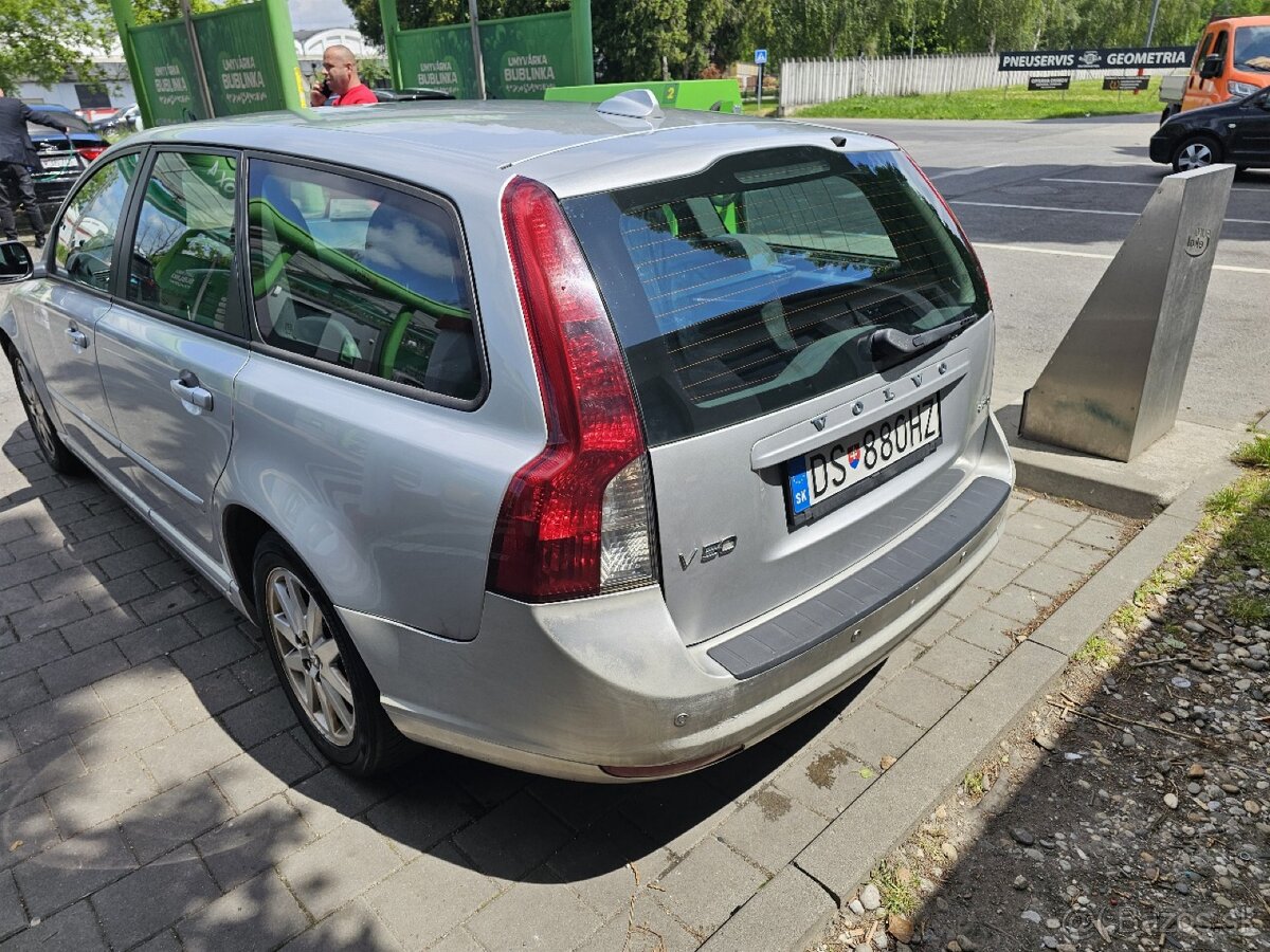 Predám Volvo V50 Aut,2.0D, 100kW, 2009 - 2