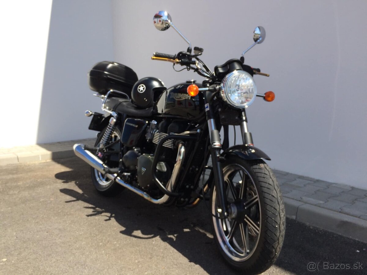 Triumph Bonewille SE - 2