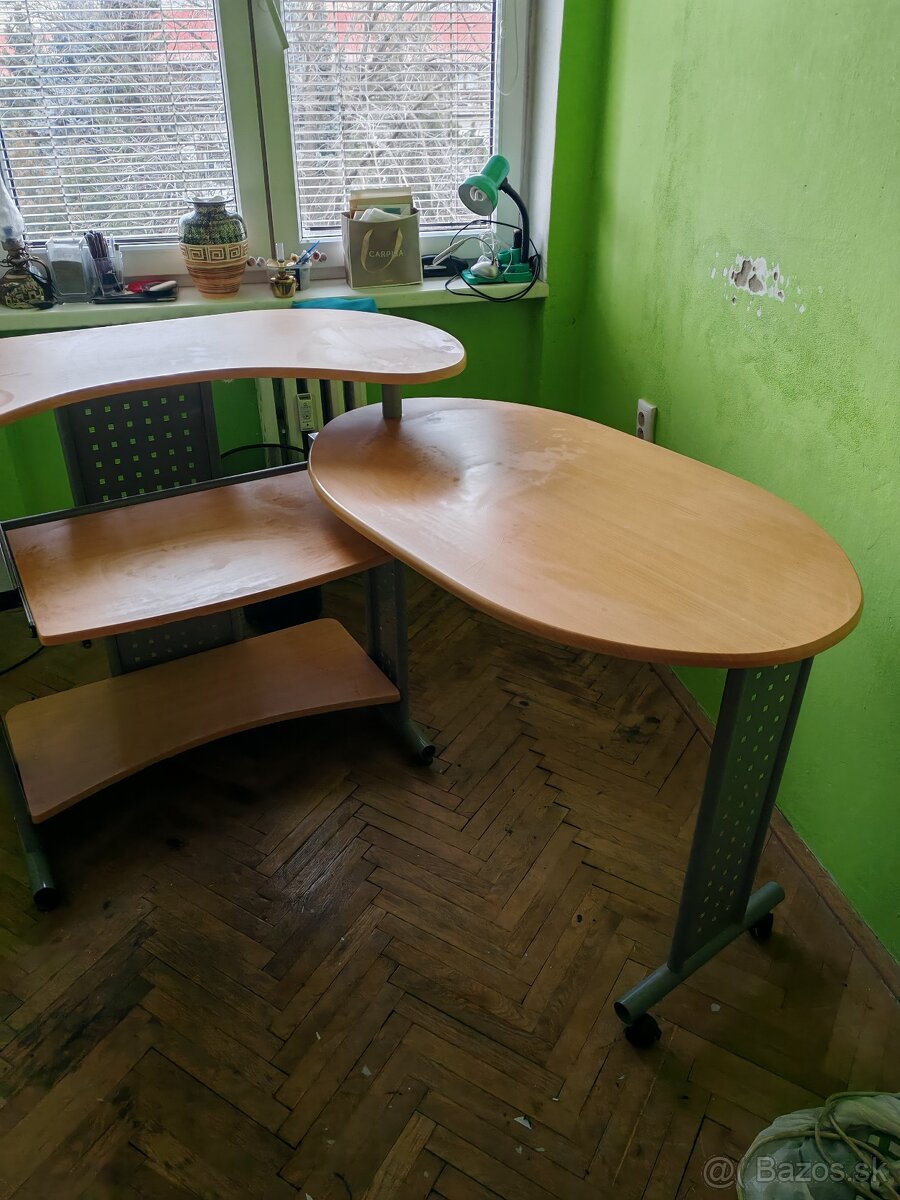 Počítačový stolík rozkladací - 2