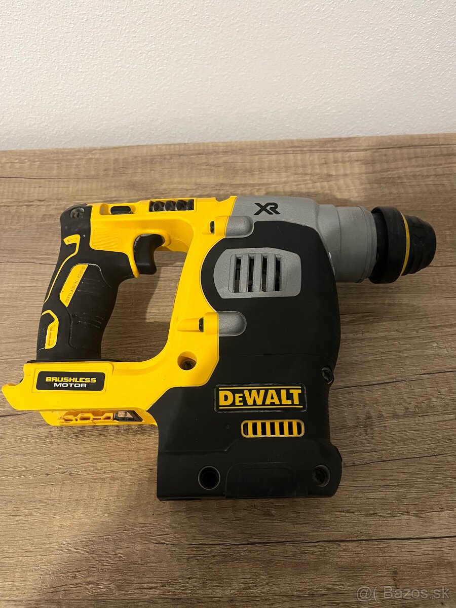 DeWalt, DCH273, aku kladivo - 2