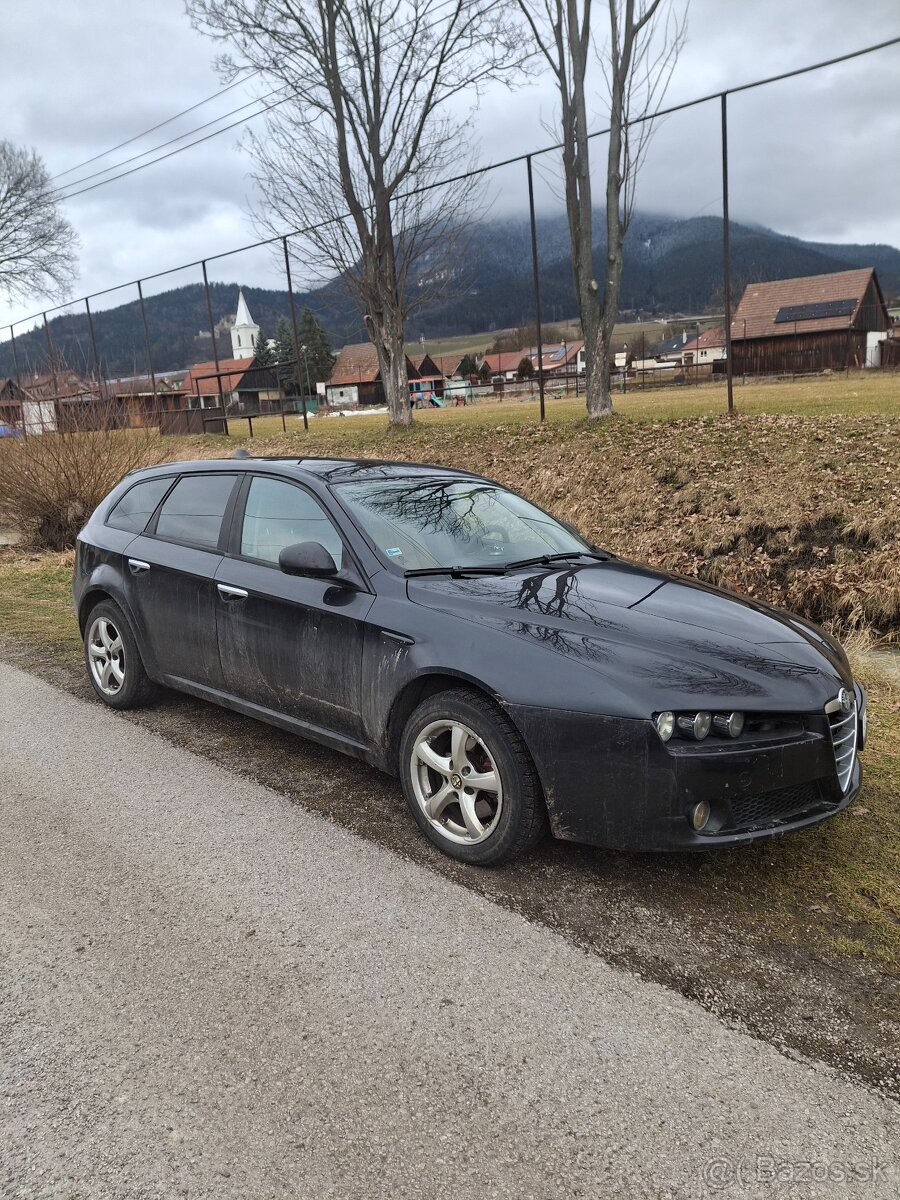 Alfa romeo 159 sportwagon - 2