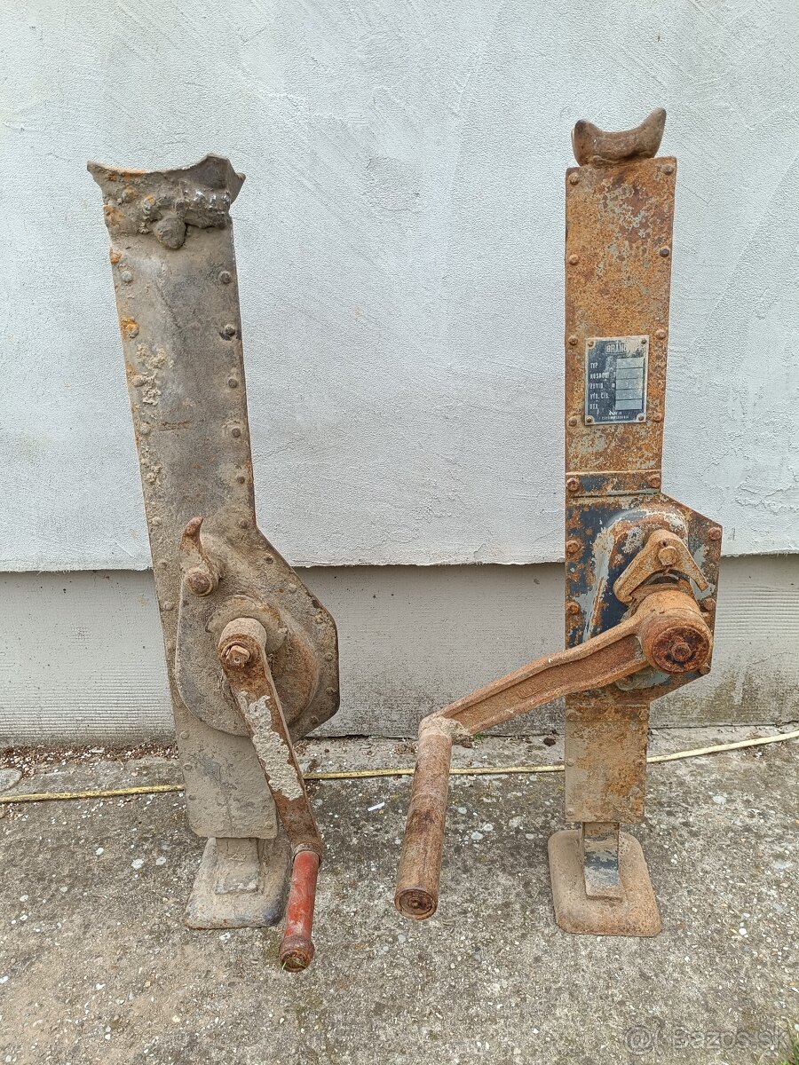 Hrebenovy zdvihák - 2