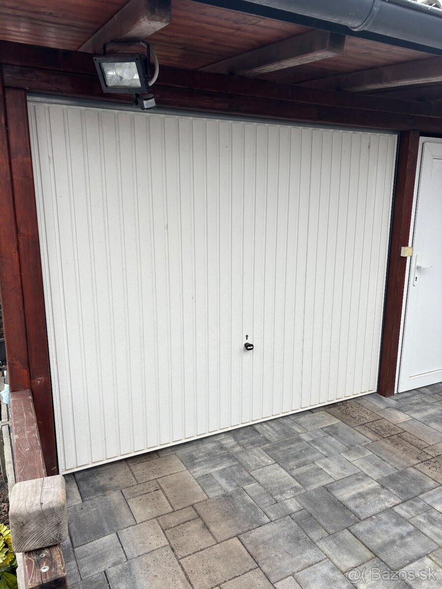 Predam garazovu branu hormann ecostar - 2