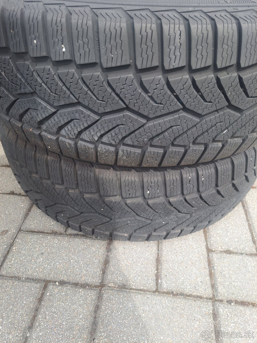 General Altimax Winter plus 215/60/16 XL - 2