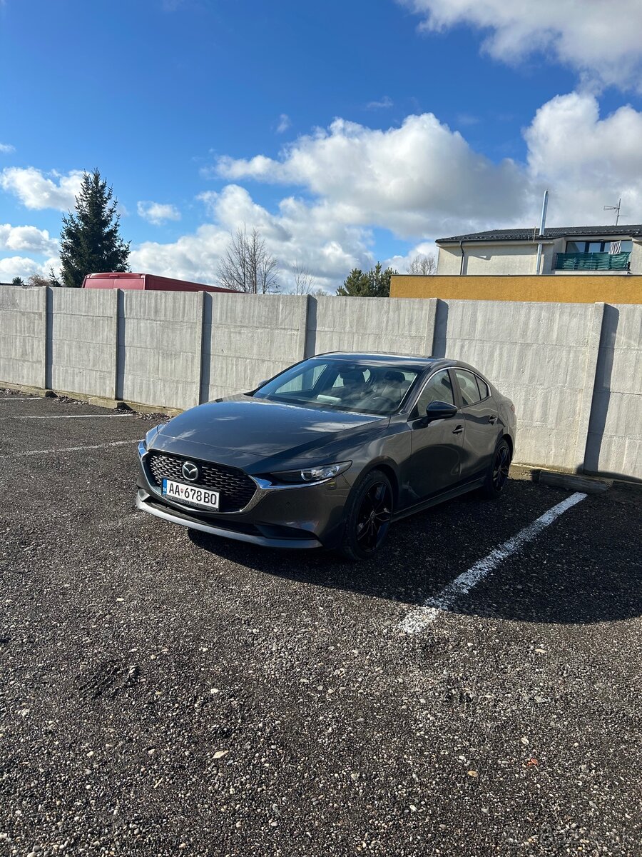 Mazda 3 2.0 BENZÍN SEDAN - 2
