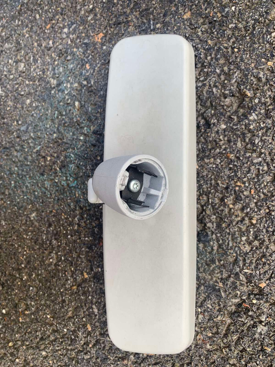 Interiérové spätné zrkadlo na Octavia 1 - 2