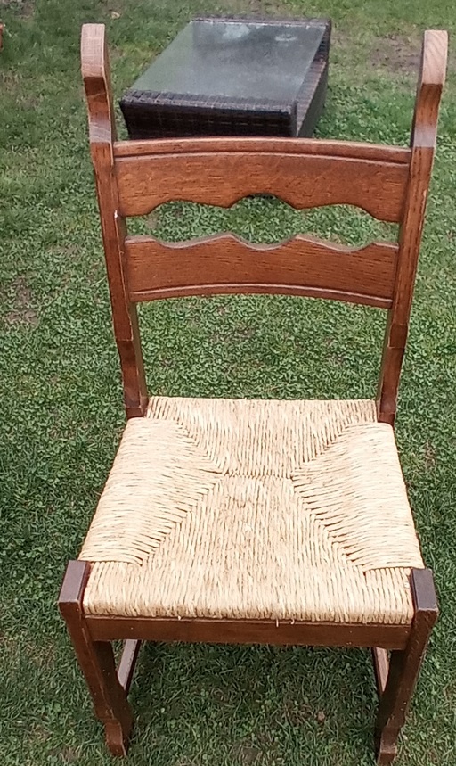 Stoličky - drevo masív - 2