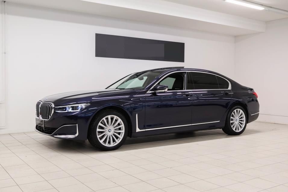 BMW 745Le xDrive - Head-Up, Laser, Masáž - 2