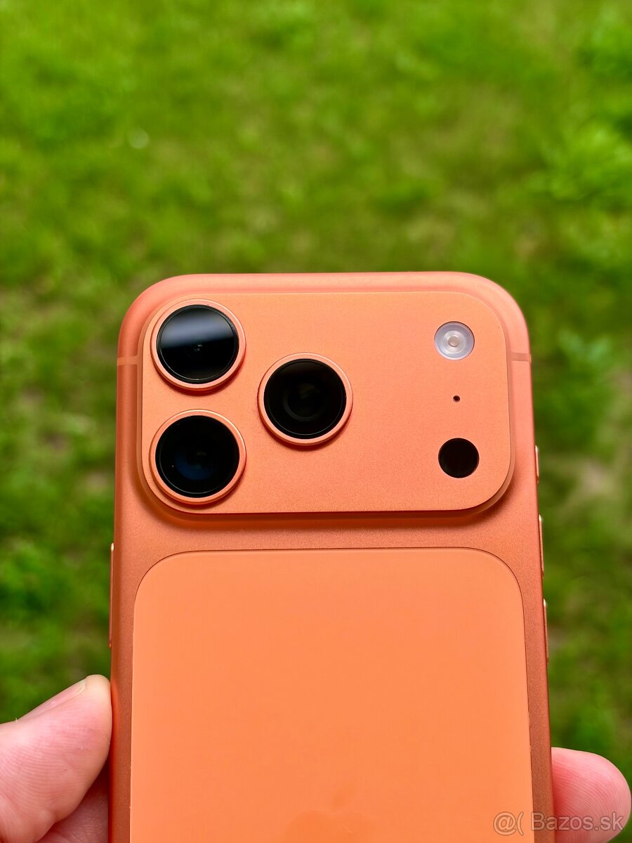 iPhone 17 Pro 256GB Cosmic Orange - 2