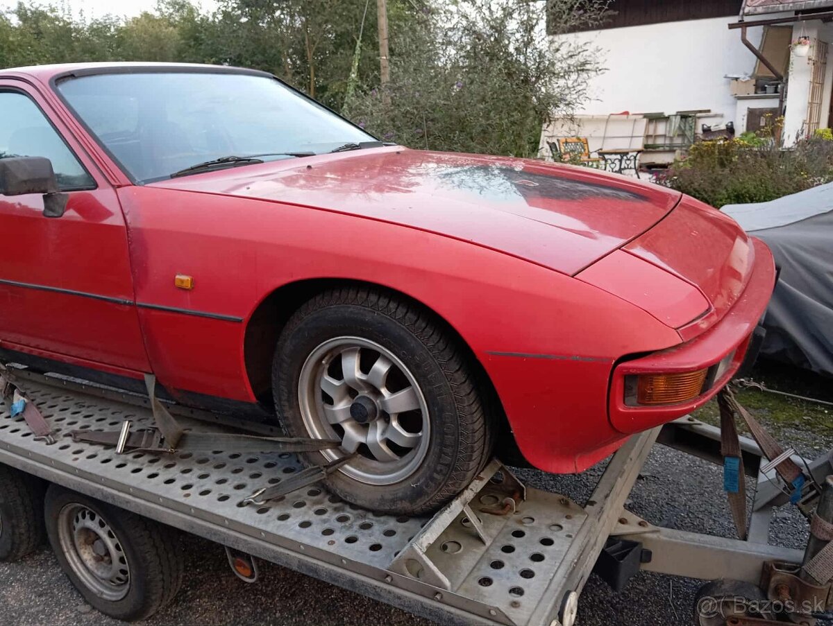 Porsche 924 - 2